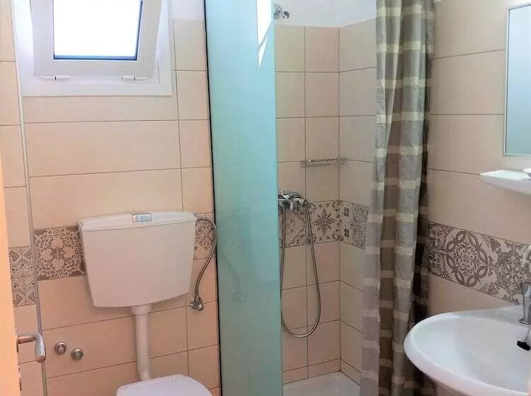 Primavera Paradise Apartments