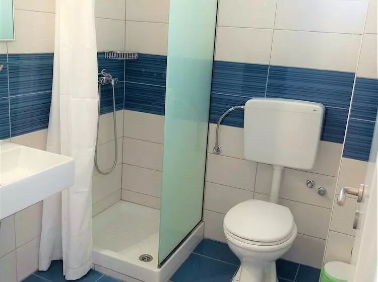 Primavera Paradise Apartments