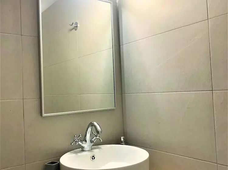 Primavera Paradise Apartments