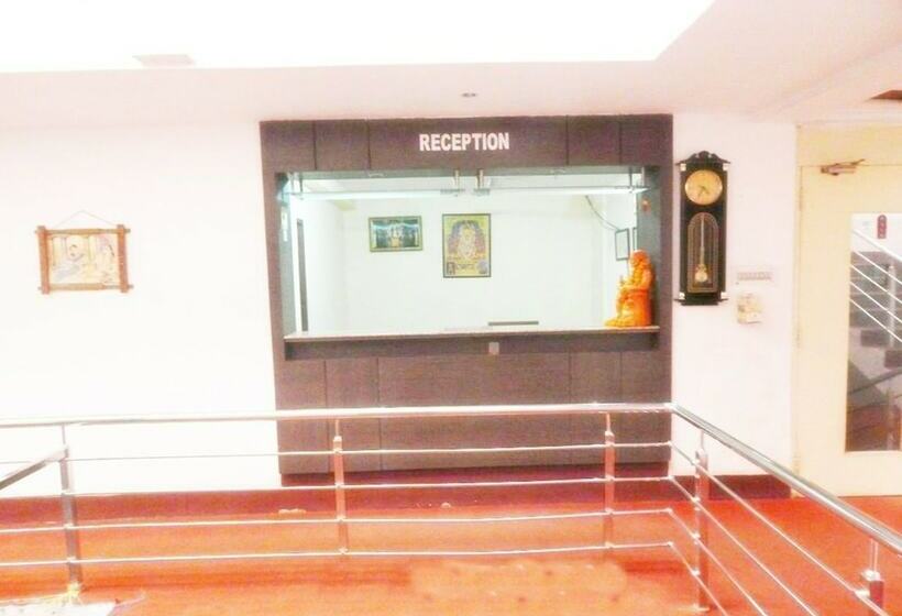 Отель Ashapura International By Zingo