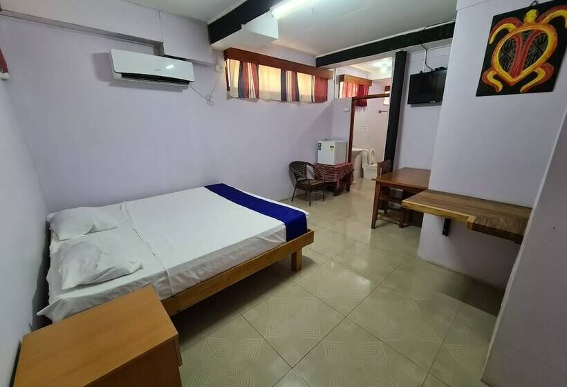 فندق Blue Light Village