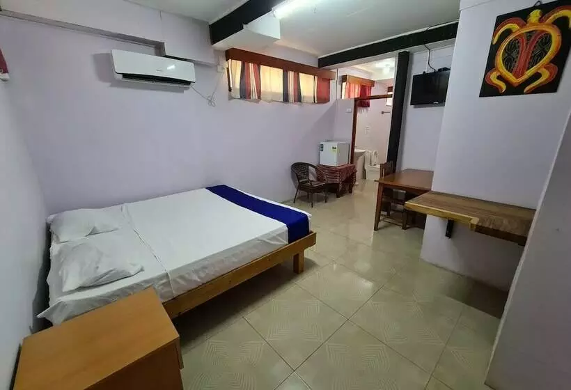 هتل Blue Light Village