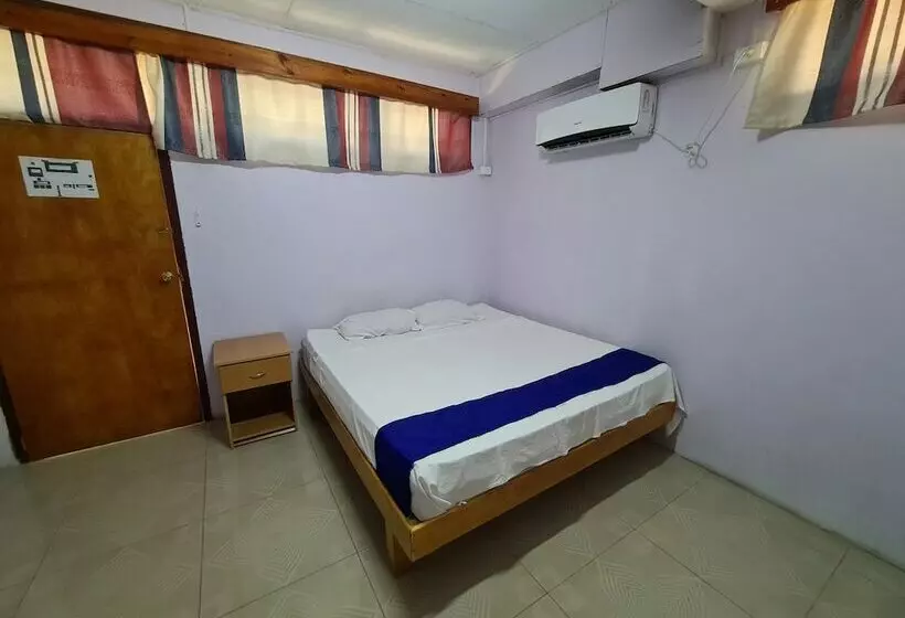 هتل Blue Light Village