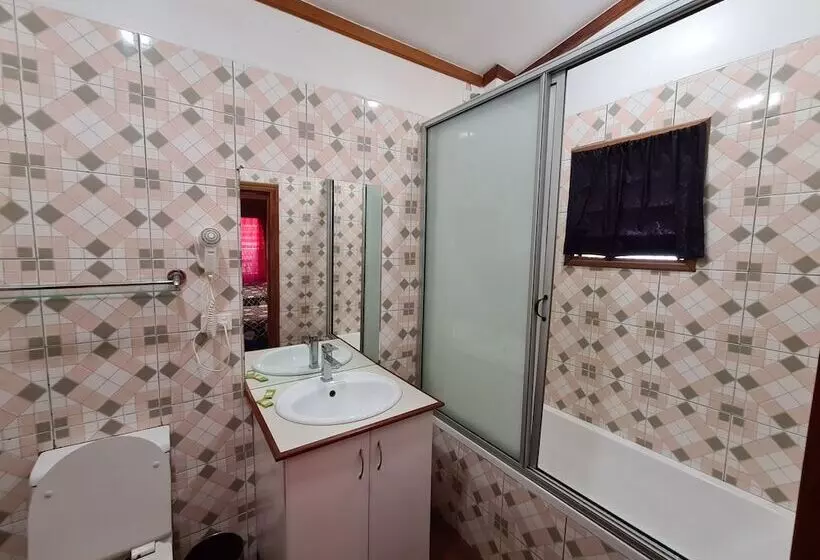 هتل Blue Light Village