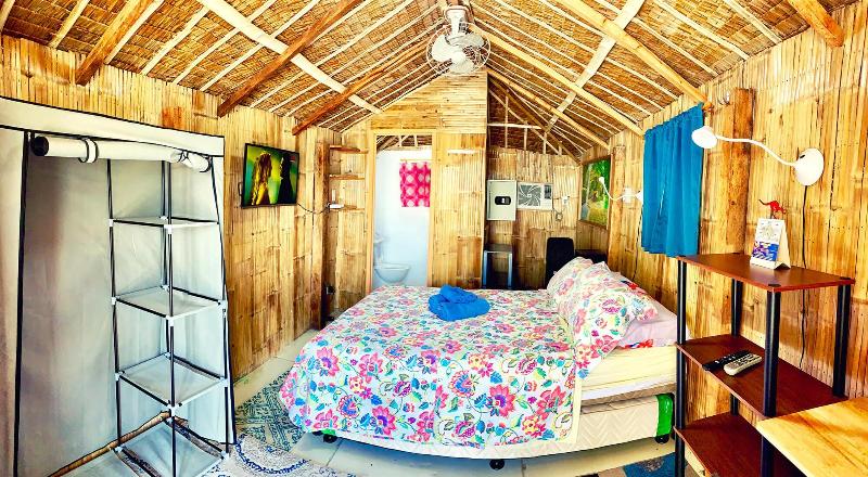 Hotel Johan's Beach And Dive Resort