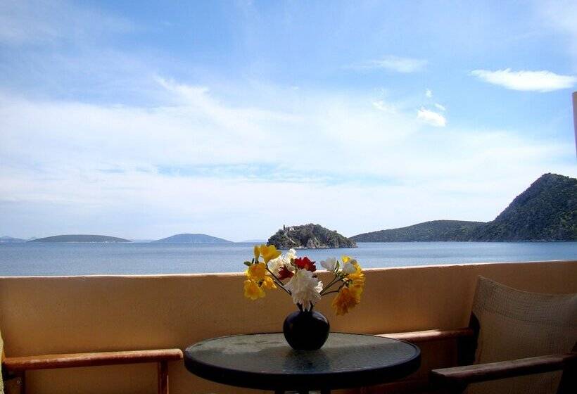 Отель Santa Maria