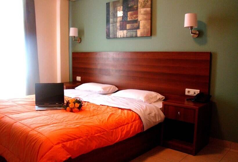 Отель Santa Maria