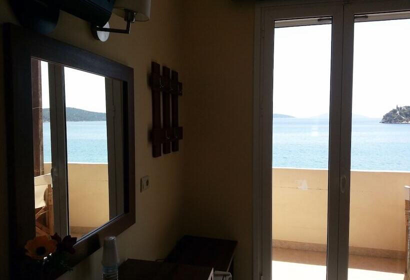 Отель Santa Maria