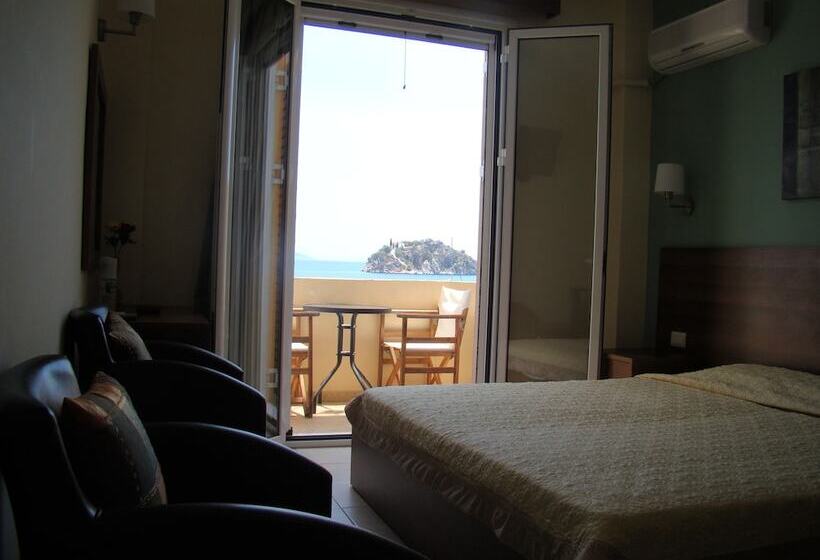 Отель Santa Maria