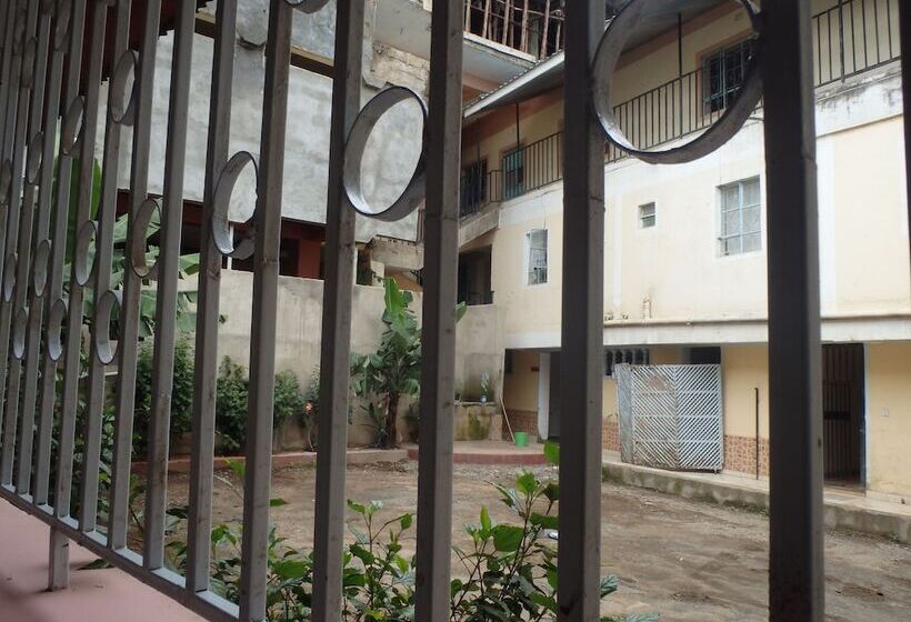 هتل Shield Park Villa