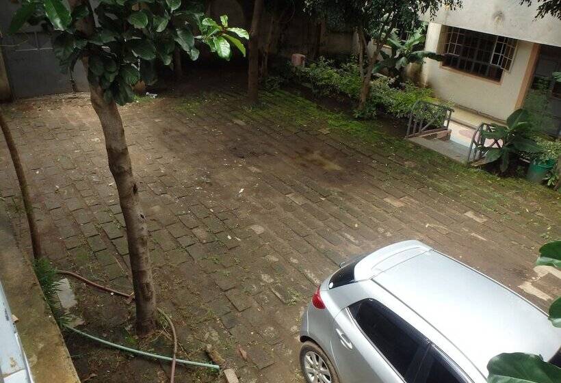 هتل Shield Park Villa