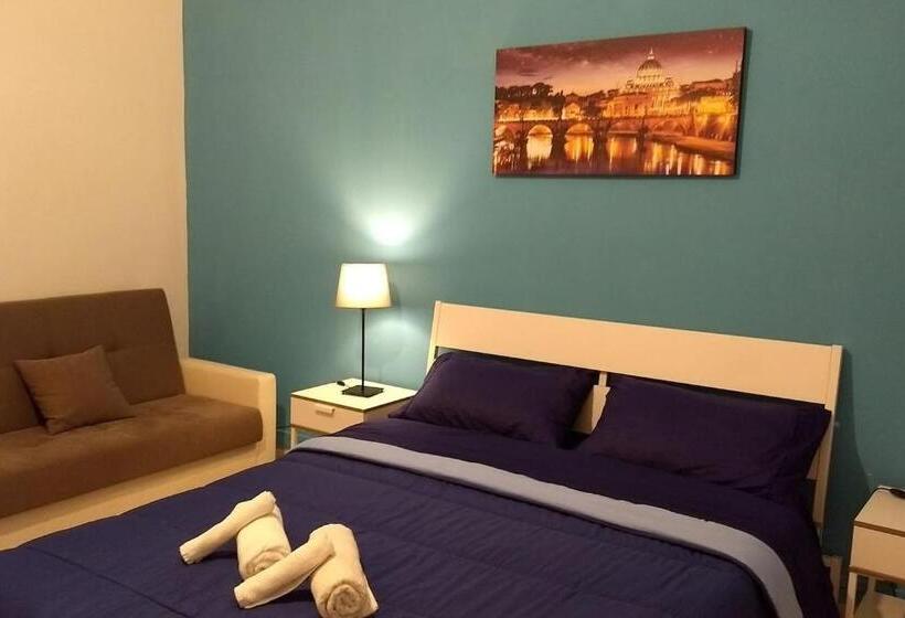 פנסיון Amoraroma