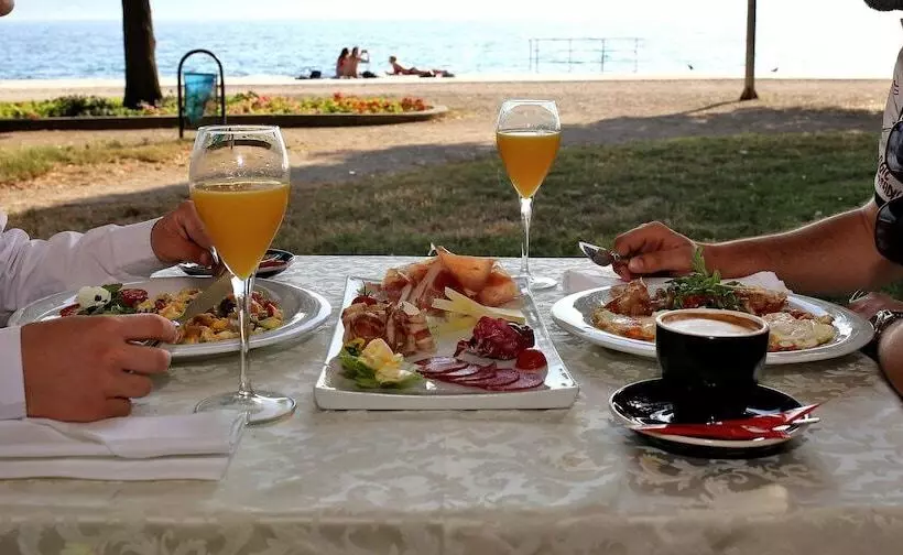 پانسیون Luxury Rooms Contessa Vitali