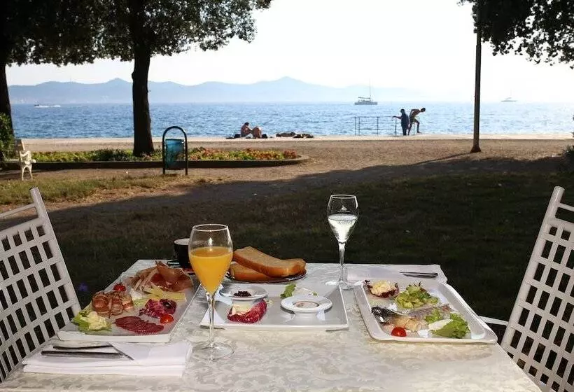 پانسیون Luxury Rooms Contessa Vitali