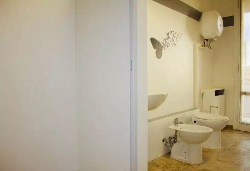 پانسیون Myroom Centerstation Bologna