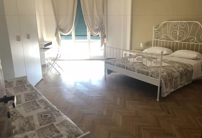 پانسیون Myroom Centerstation Bologna
