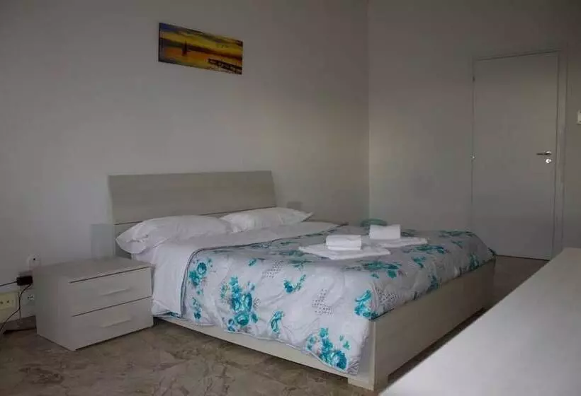 پانسیون Myroom Centerstation Bologna
