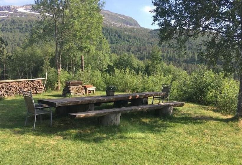 膳宿费 Voss Lodge Rongastovo