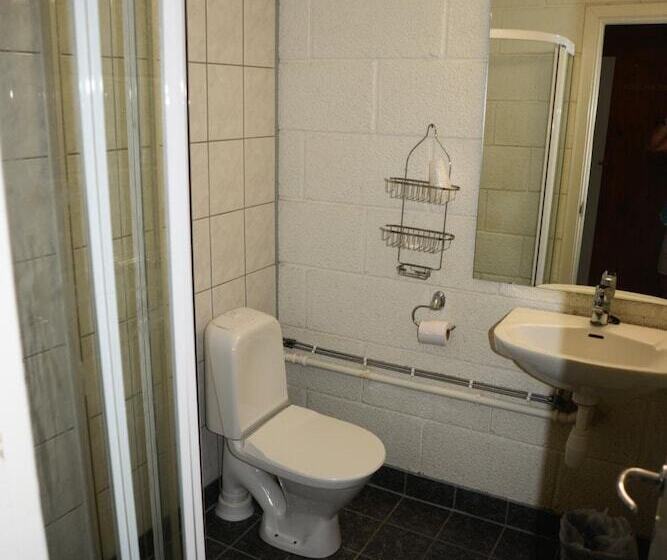 膳宿费 Voss Lodge Rongastovo