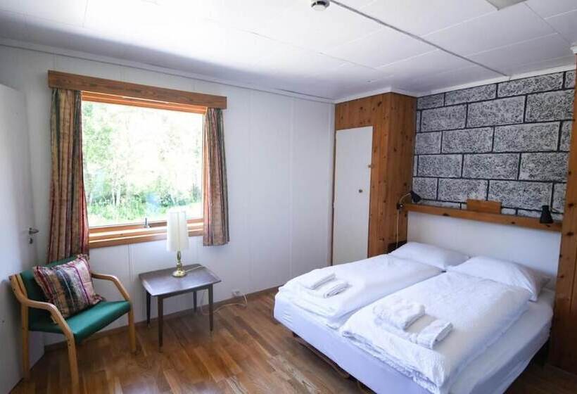 膳宿费 Voss Lodge Rongastovo