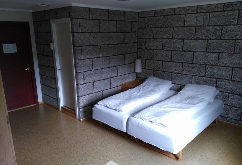 膳宿费 Voss Lodge Rongastovo