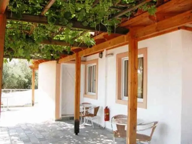 Primavera Paradise Apartments