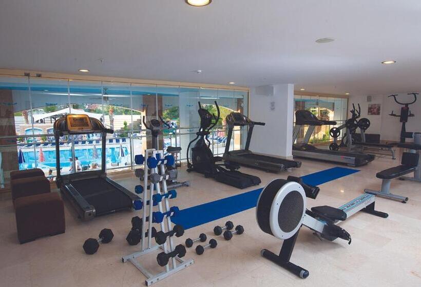 Batıhan Beach Resort & Spa