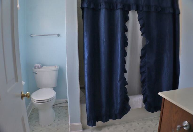 هتل 50 Lincoln Short North Bed & Breakfast