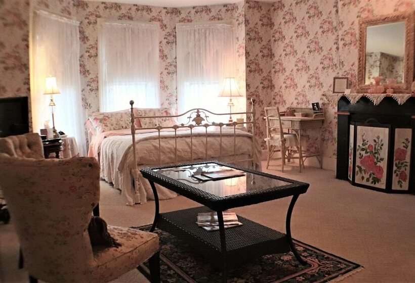 هتل 50 Lincoln Short North Bed & Breakfast