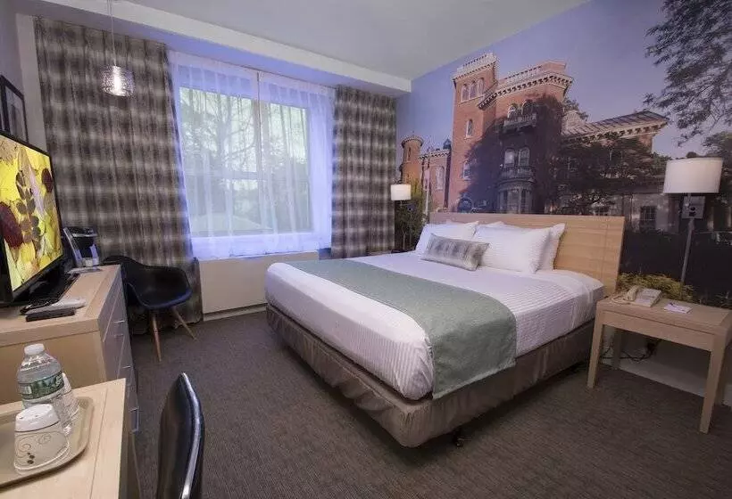 Adria Hotel And Conference Center