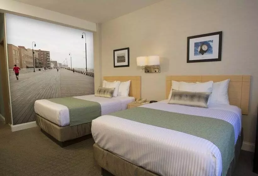 Adria Hotel And Conference Center