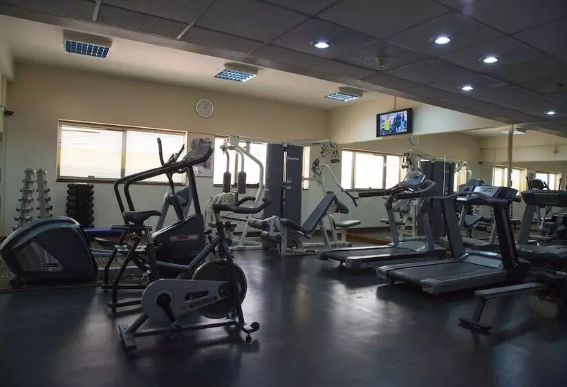 هتل Aravi Dubai