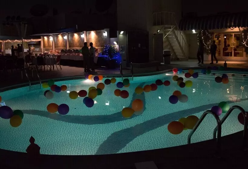 هتل Aravi Dubai