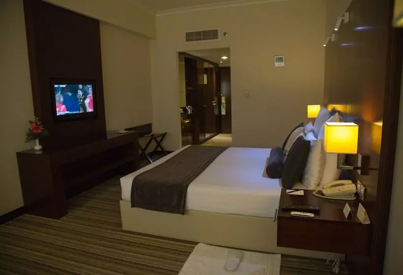 هتل Aravi Dubai