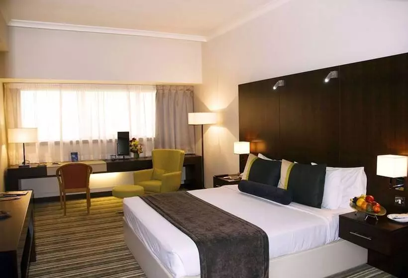 هتل Aravi Dubai