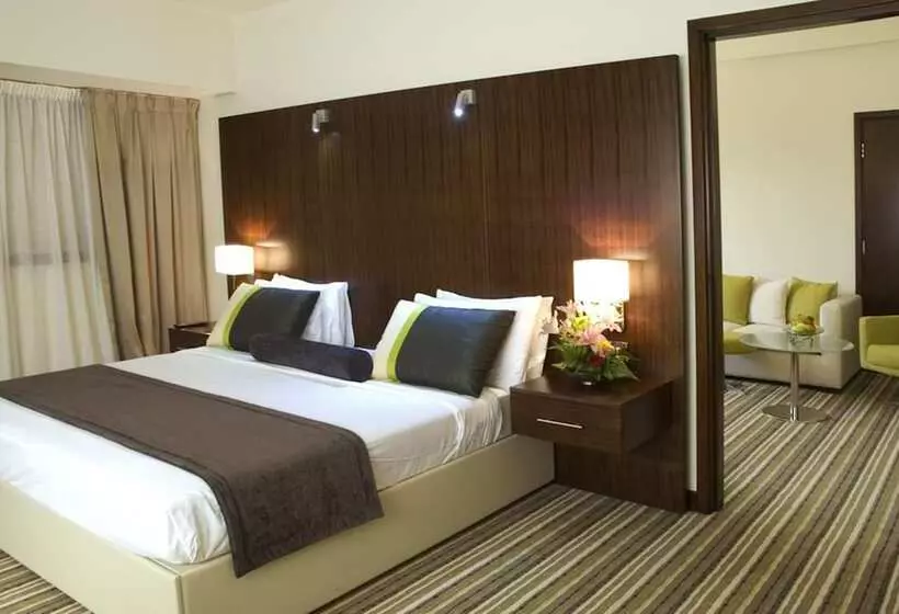 هتل Aravi Dubai