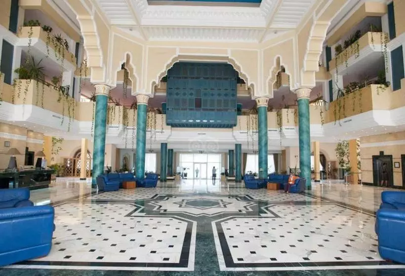 هتل Royal Garden Palace Families And Couples