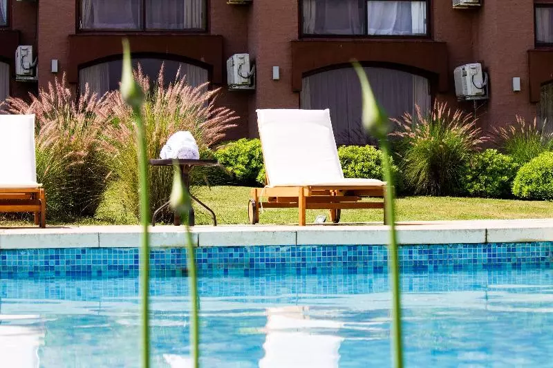 هتل Wyndham Garden Montevideo Carrasco