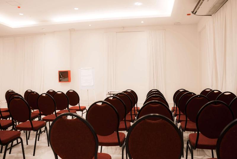 فندق Wyndham Garden Montevideo Carrasco