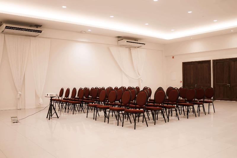 فندق Wyndham Garden Montevideo Carrasco