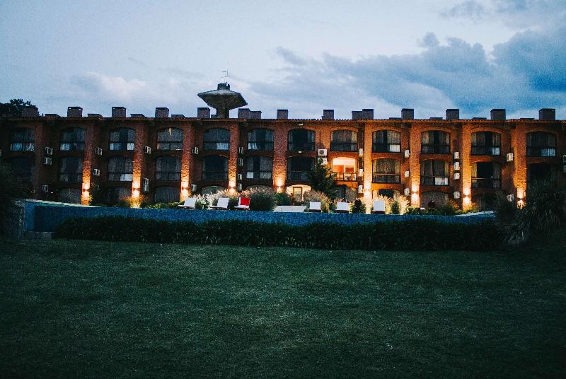 فندق Wyndham Garden Montevideo Carrasco