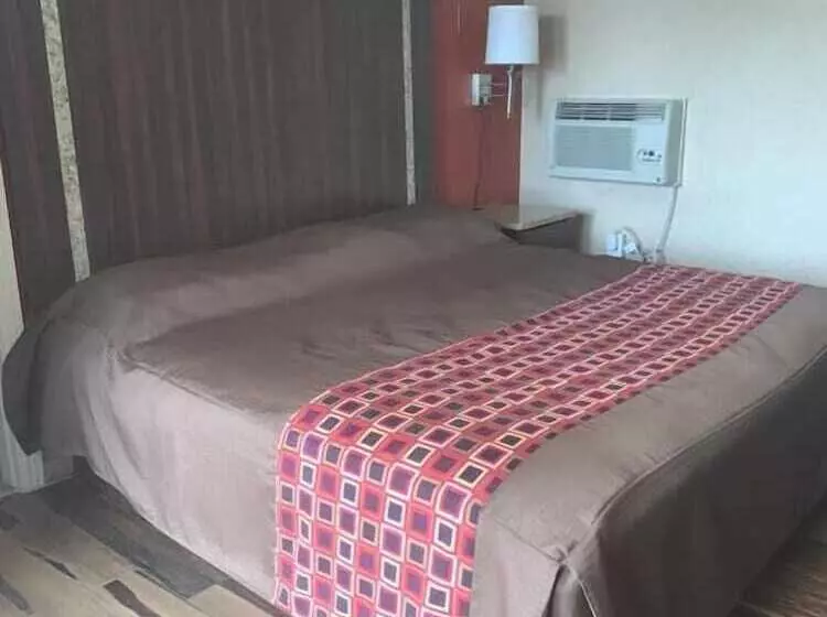 Prince Of Wales Motel