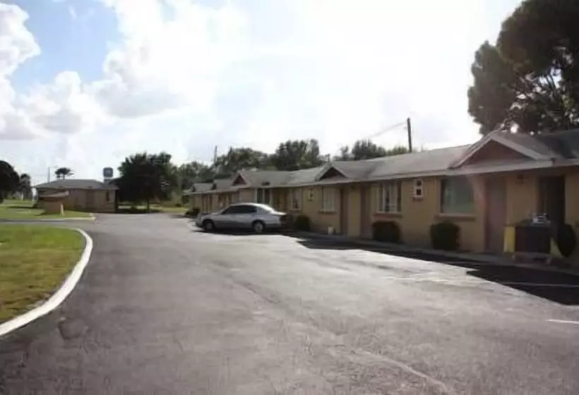 Prince Of Wales Motel