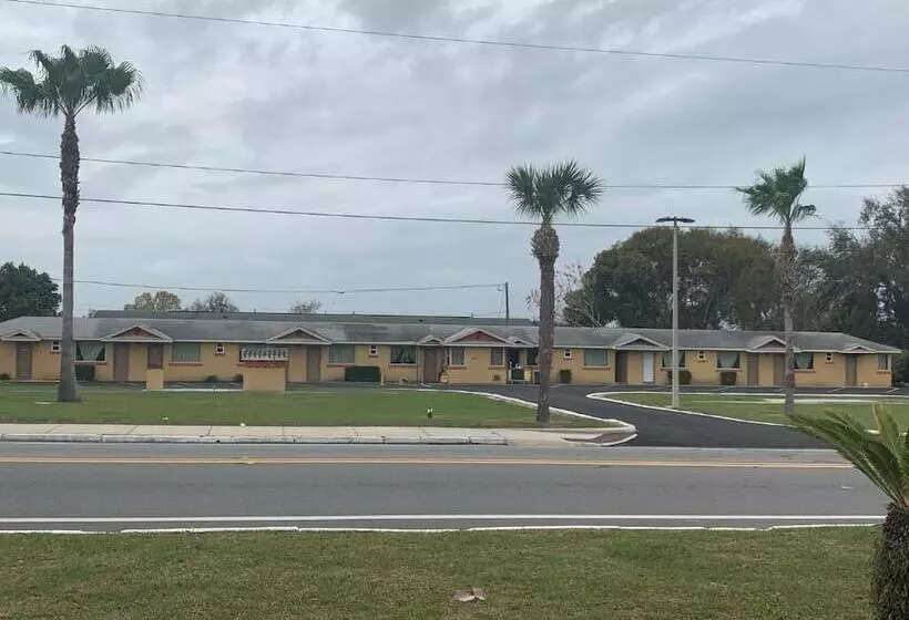 Prince Of Wales Motel