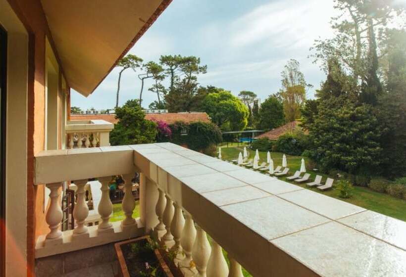 Resort Barradas Parque Hotel & Spa