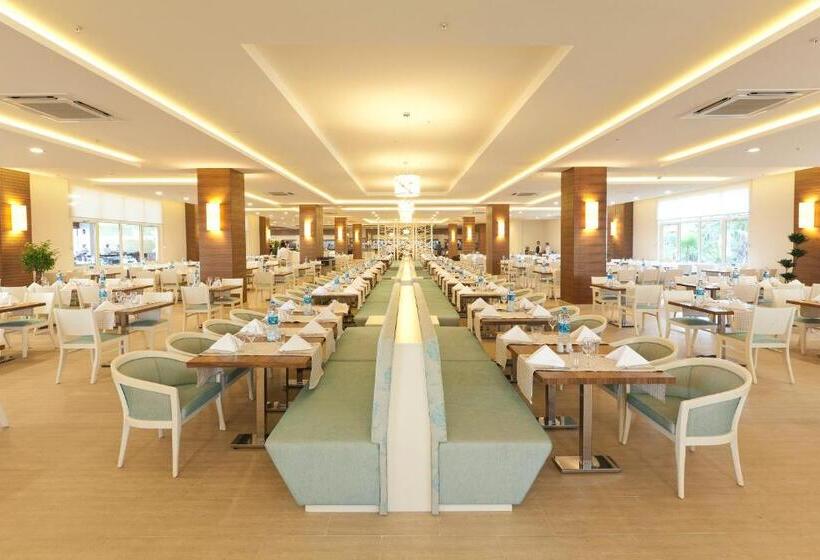 استراحتگاه Paloma Oceana