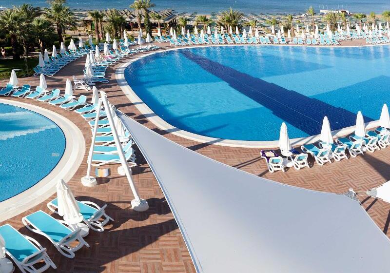 استراحتگاه Paloma Oceana