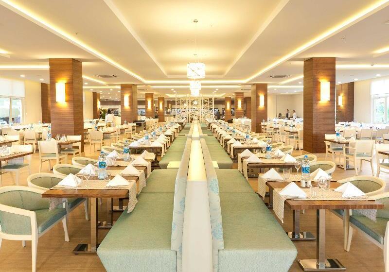 استراحتگاه Paloma Oceana