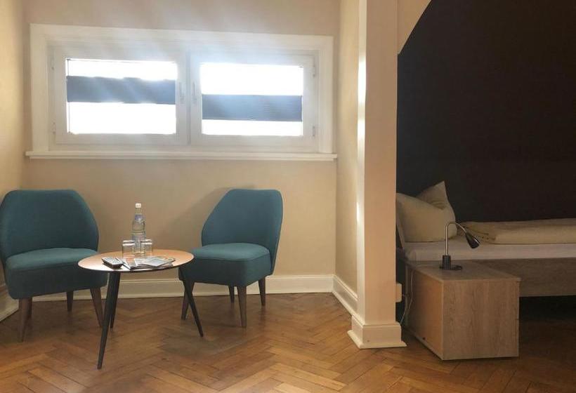 ホテル Doppeleiche