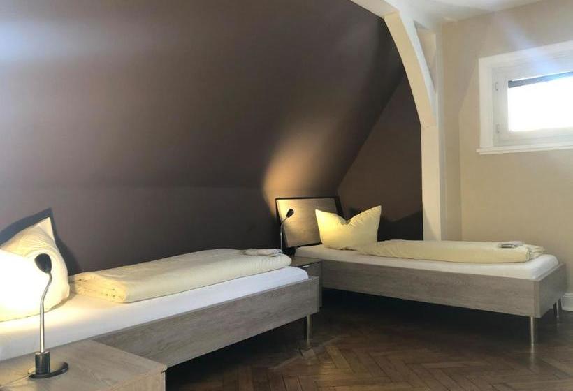 ホテル Doppeleiche